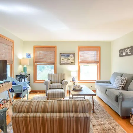 Central Ac Close To Nauset Beach